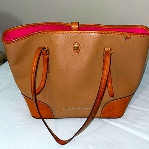 Dooney & Bourke Tota Bag